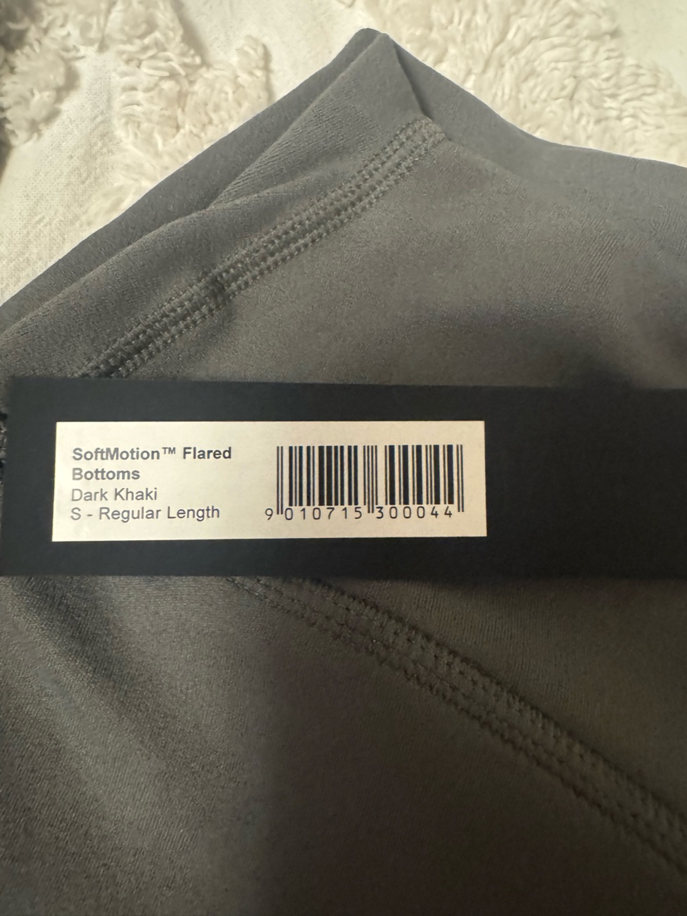 Oner Active Dark Gray Flared Yoga Pants - Picture 4 of 4